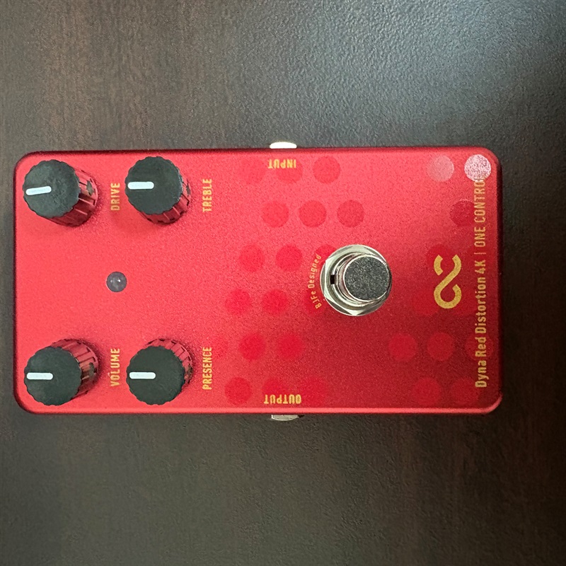 One Control Dyna Red Distortion 4Kの画像
